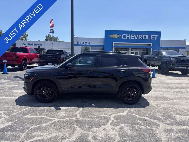 2026 Mosaic Black Metallic Chevrolet Trailblazer LT FWD SUV