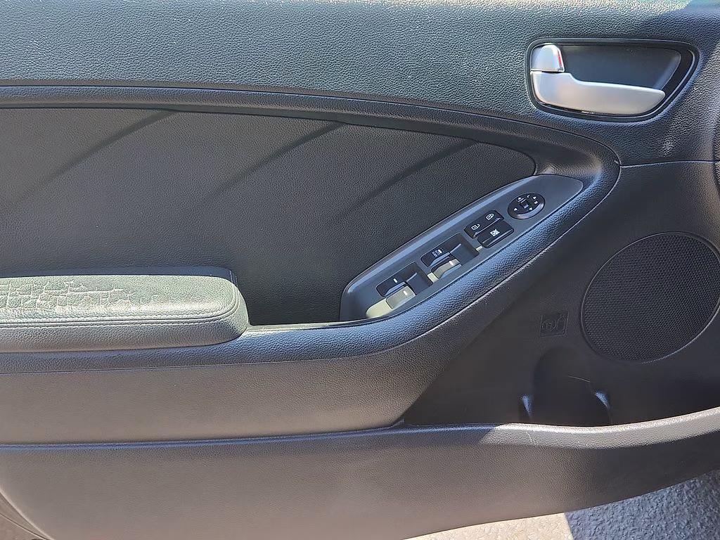 2017 Aurora Black Pearl Kia Forte LX FWD Sedan