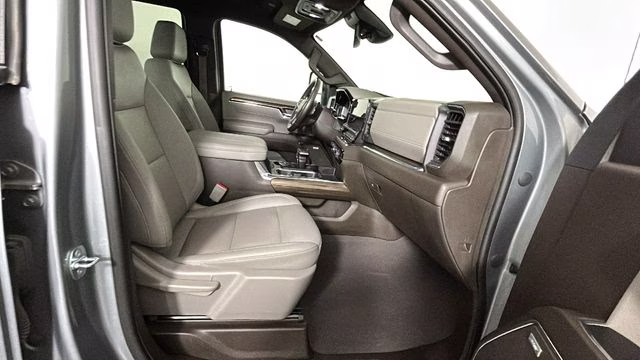 2023 Sterling Gray Metallic Chevrolet Silverado 1500 LT Trail Boss 4X4 Truck