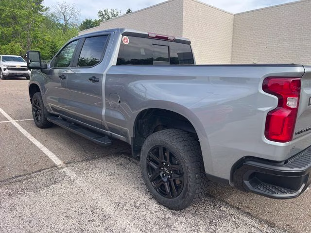 2023 Sterling Gray Metallic Chevrolet Silverado 1500 LT Trail Boss 4X4 Truck