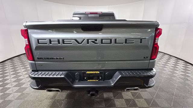 2023 Sterling Gray Metallic Chevrolet Silverado 1500 LT Trail Boss 4X4 Truck