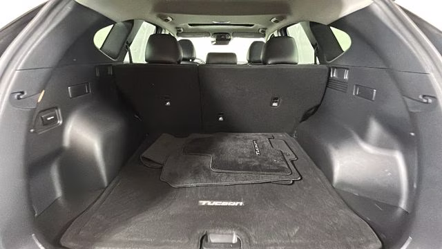 2023 Phantom Black Hyundai Tucson SEL AWD SUV