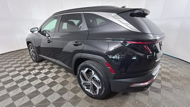 2023 Phantom Black Hyundai Tucson SEL AWD SUV
