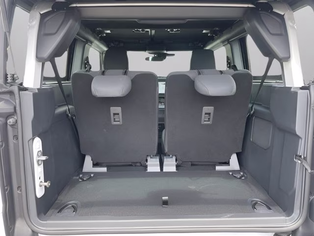 2026 Oxford White Ford Bronco Base 4X4 Convertible