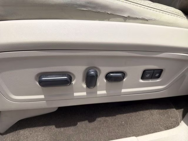 2015 Bronze Fire Metallic Lincoln Navigator Base RWD SUV