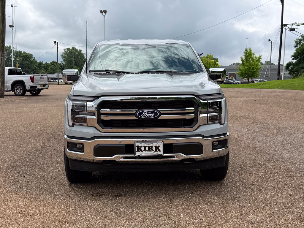 2026 Avalanche Ford F-150 LARIAT 4X4 Truck