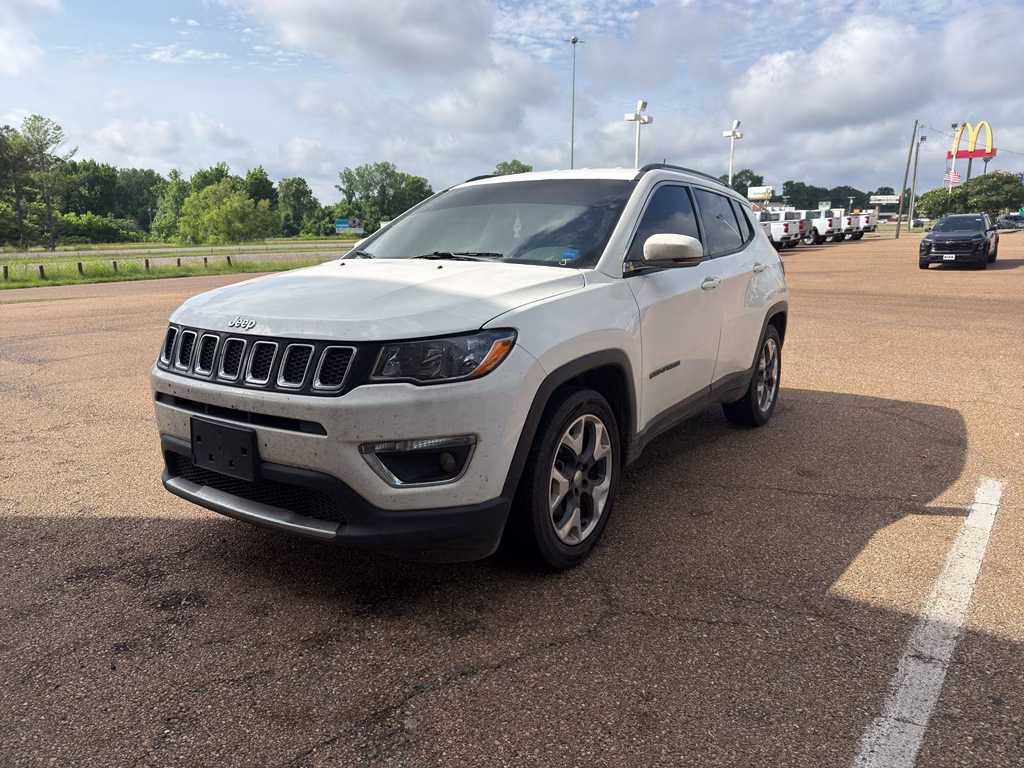 2019 White Clearcoat Jeep Compass Limited FWD SUV