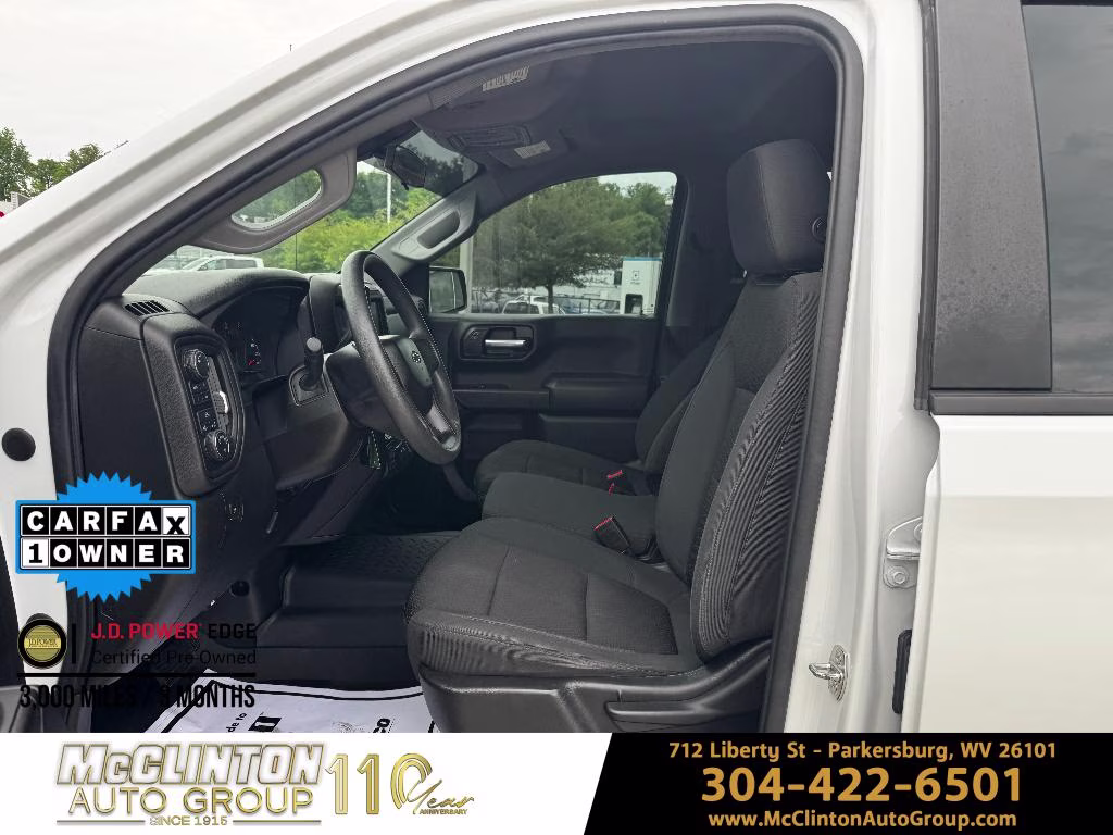 2021 Summit White Chevrolet Silverado 1500 Custom Trail Boss 4X4 Truck