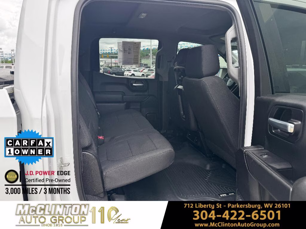 2021 Summit White Chevrolet Silverado 1500 Custom Trail Boss 4X4 Truck