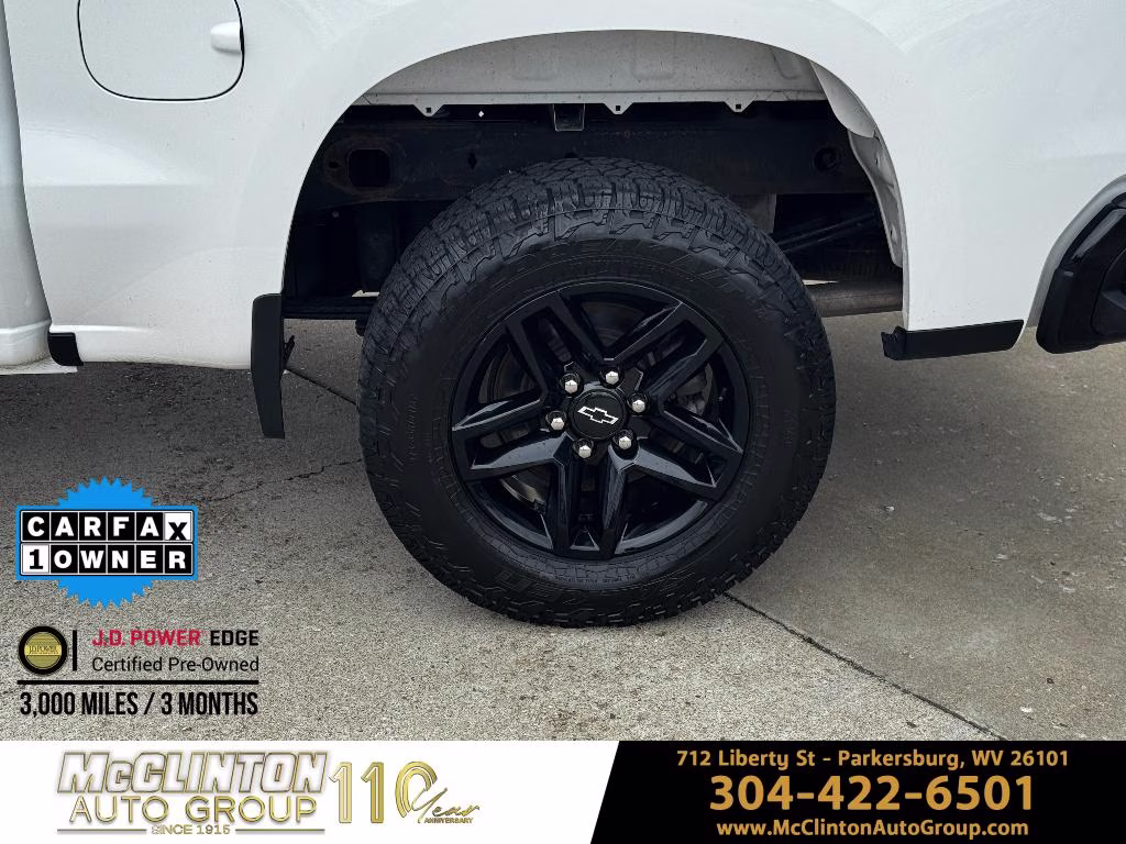 2021 Summit White Chevrolet Silverado 1500 Custom Trail Boss 4X4 Truck