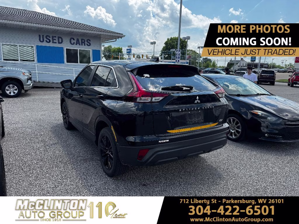 2023 Labrador Black Pearl Mitsubishi Eclipse Cross LE 4X4 SUV