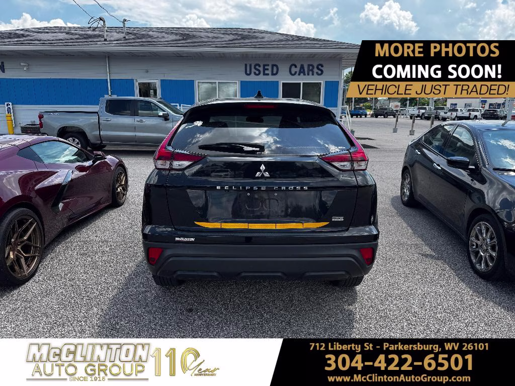 2023 Labrador Black Pearl Mitsubishi Eclipse Cross LE 4X4 SUV