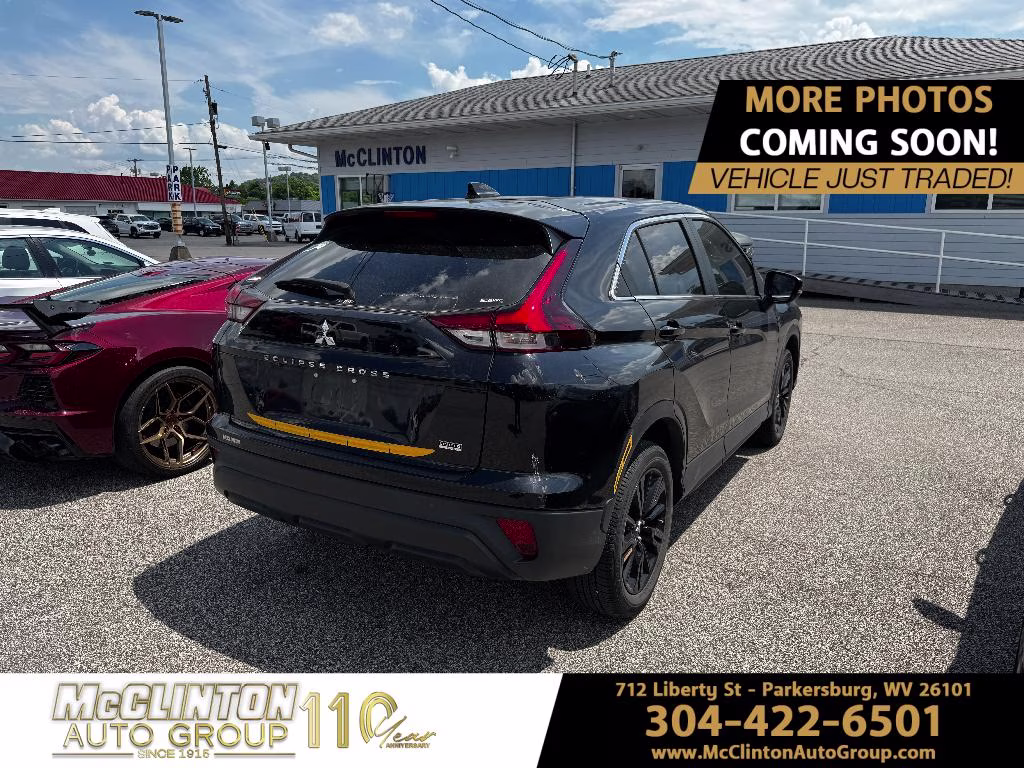 2023 Labrador Black Pearl Mitsubishi Eclipse Cross LE 4X4 SUV