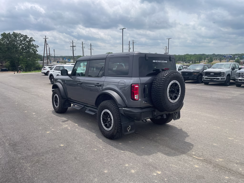 2023 Carbonized Gray Metallic Ford Bronco Black Diamond 4X4 SUV