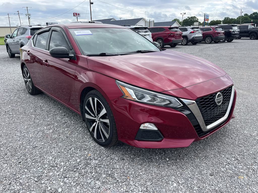 2020 Scarlet Ember Tintcoat Nissan Altima 2.5 SR FWD Sedan
