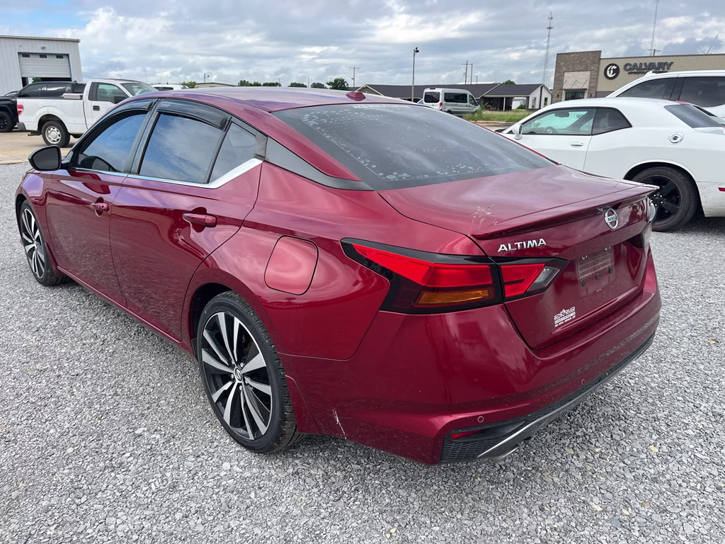 2020 Scarlet Ember Tintcoat Nissan Altima 2.5 SR FWD Sedan