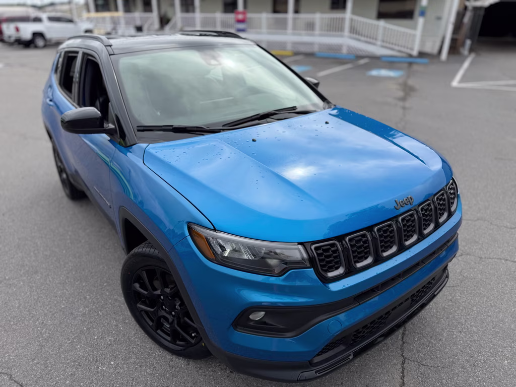2024 Hydro Blue Pearlcoat Jeep Compass Latitude 4X4 SUV