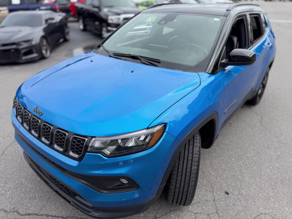 2024 Hydro Blue Pearlcoat Jeep Compass Latitude 4X4 SUV