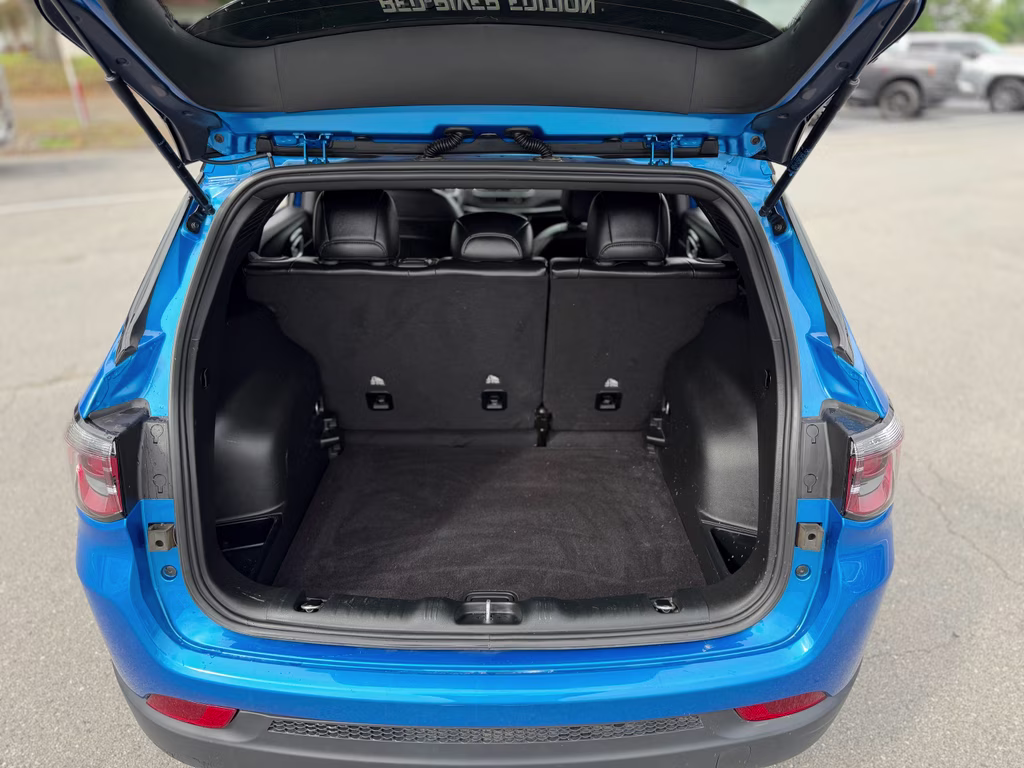 2024 Hydro Blue Pearlcoat Jeep Compass Latitude 4X4 SUV