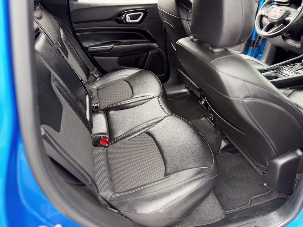 2024 Hydro Blue Pearlcoat Jeep Compass Latitude 4X4 SUV