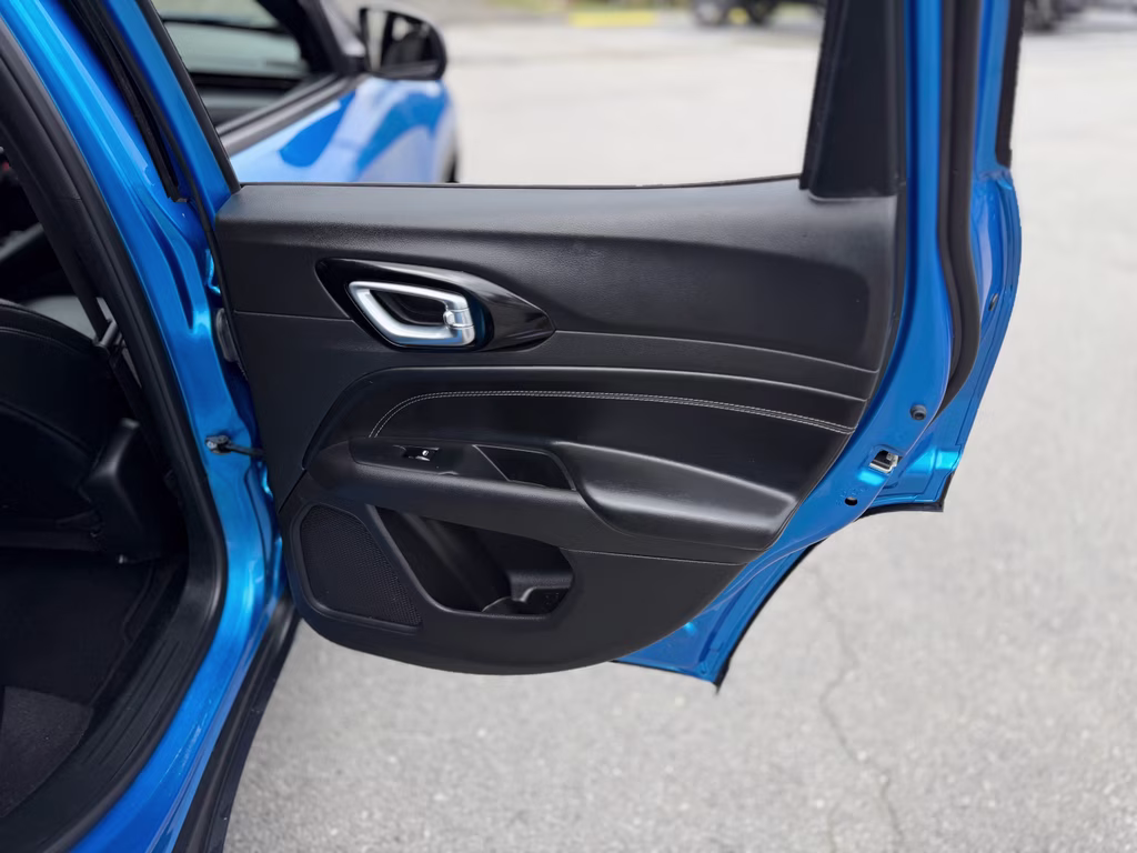 2024 Hydro Blue Pearlcoat Jeep Compass Latitude 4X4 SUV