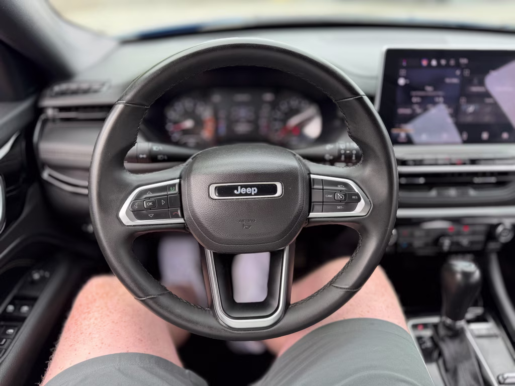 2024 Hydro Blue Pearlcoat Jeep Compass Latitude 4X4 SUV
