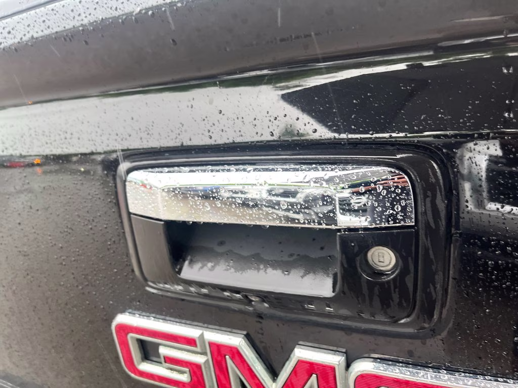 2015 Onyx Black GMC Sierra 1500 SLT 4X4 Truck