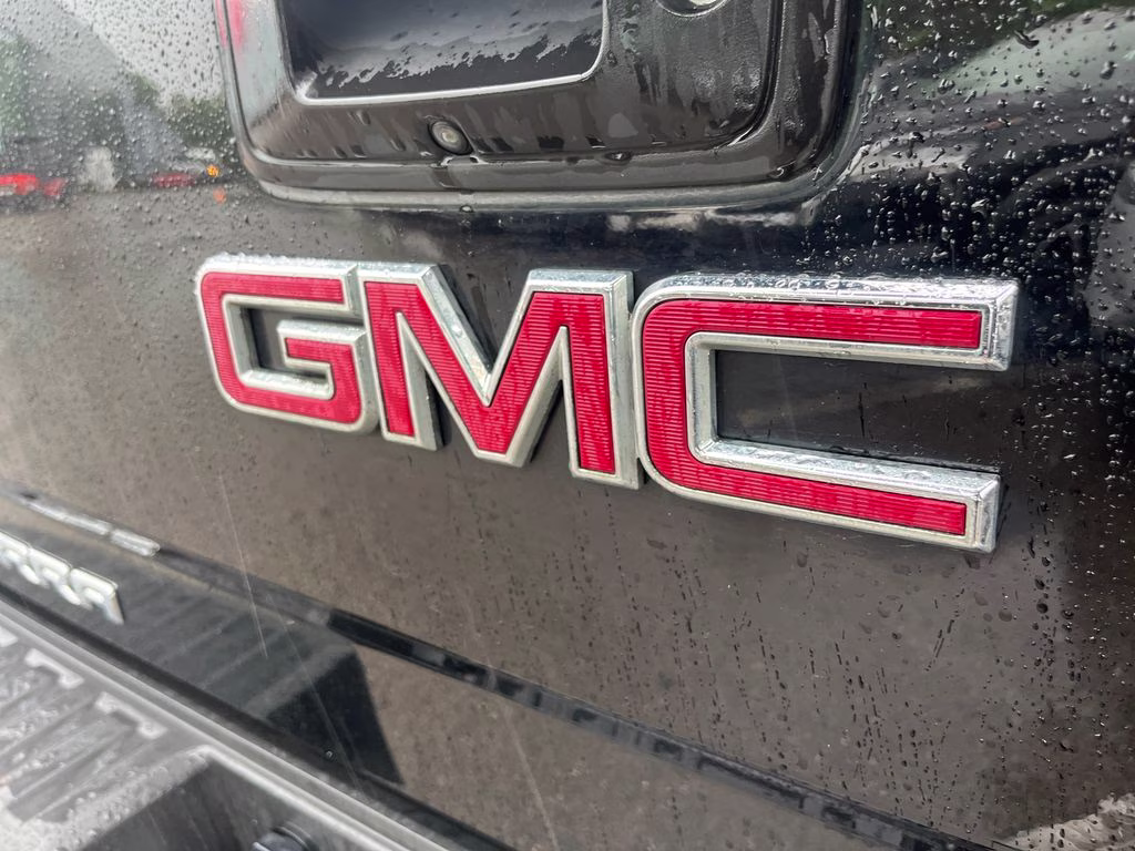 2015 Onyx Black GMC Sierra 1500 SLT Preferred Package 4X4 Truck