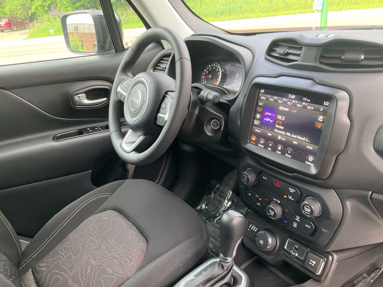 2023 Slate Blue Pearlcoat Jeep Renegade Latitude 4X4 SUV