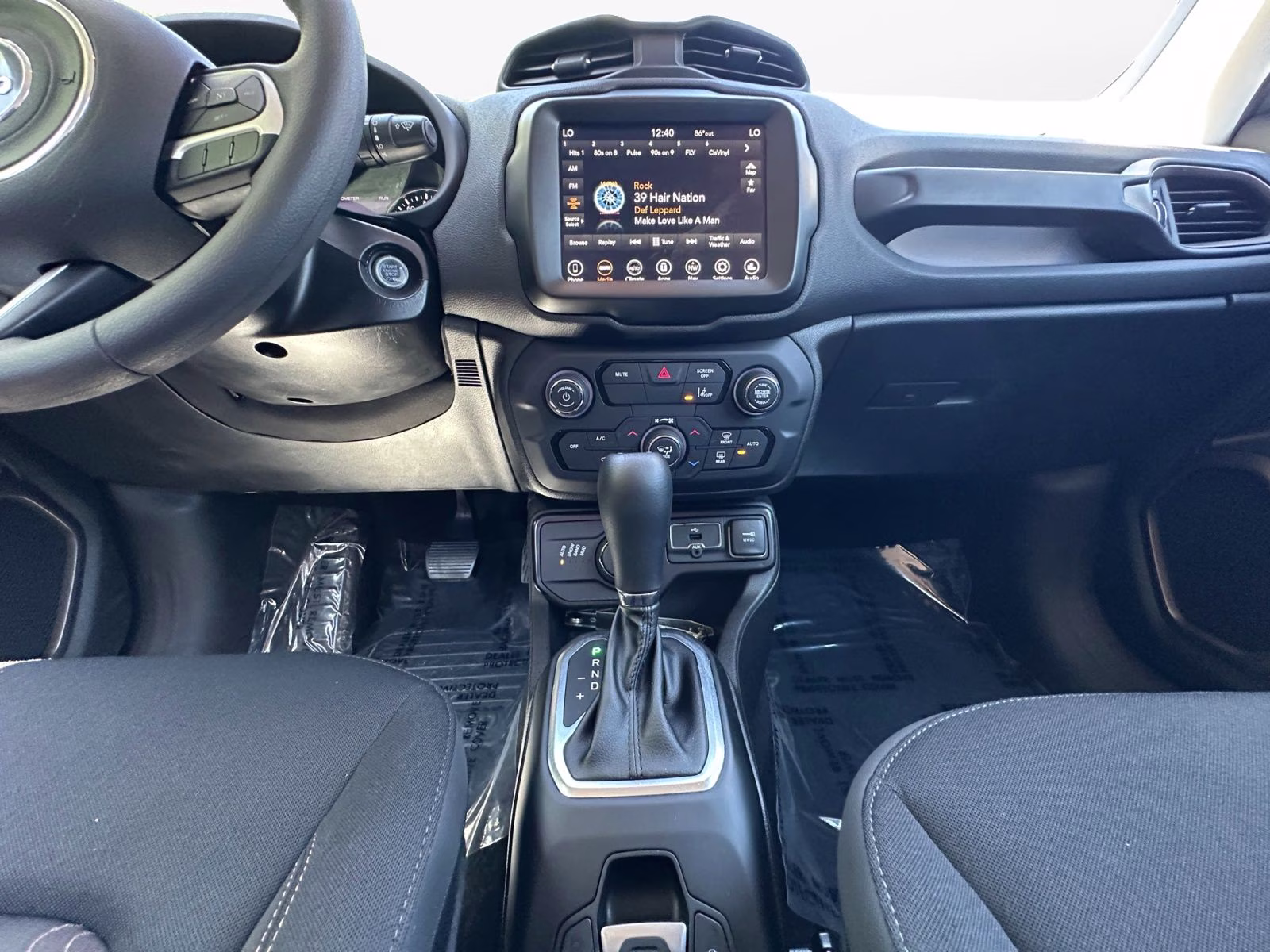 2023 Sting-Gray Clearcoat Jeep Renegade Latitude 4X4 SUV