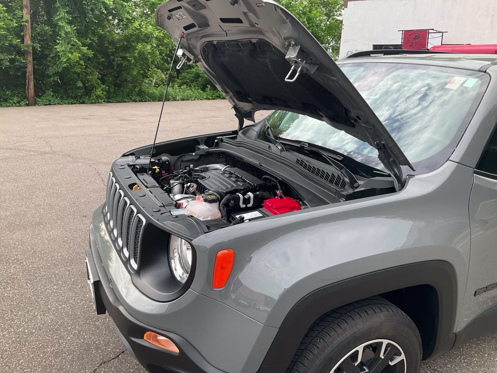 2023 Sting-Gray Clearcoat Jeep Renegade Latitude 4X4 SUV