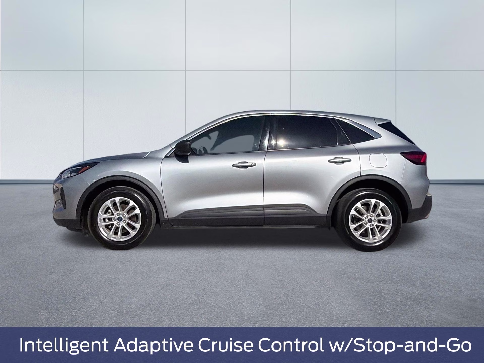 2023 Iconic Silver Metallic Ford Escape Active FWD SUV