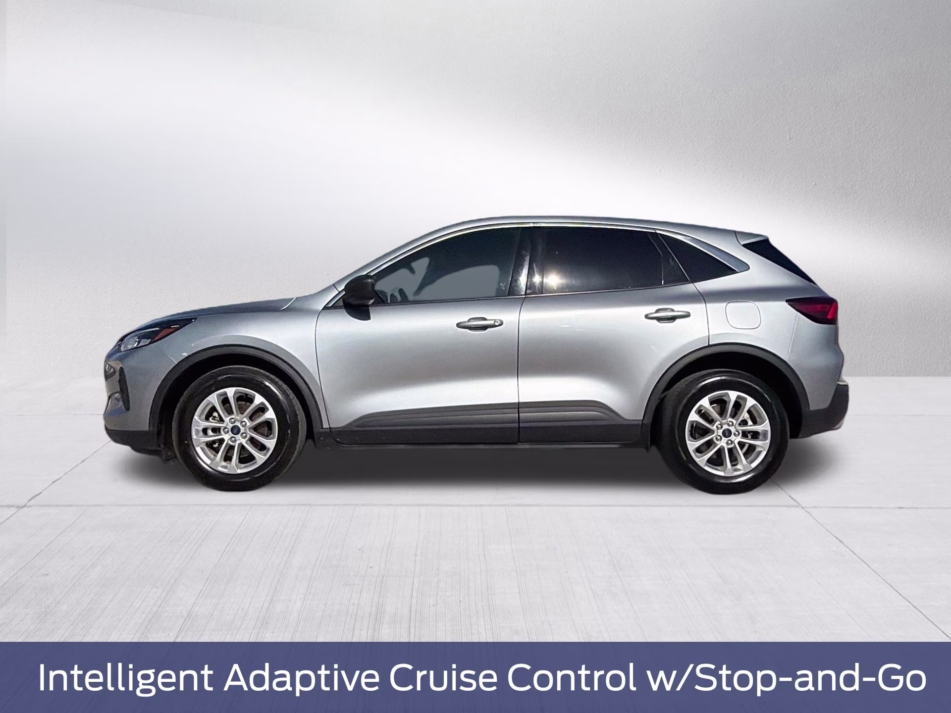 2023 Iconic Silver Metallic Ford Escape Active FWD SUV