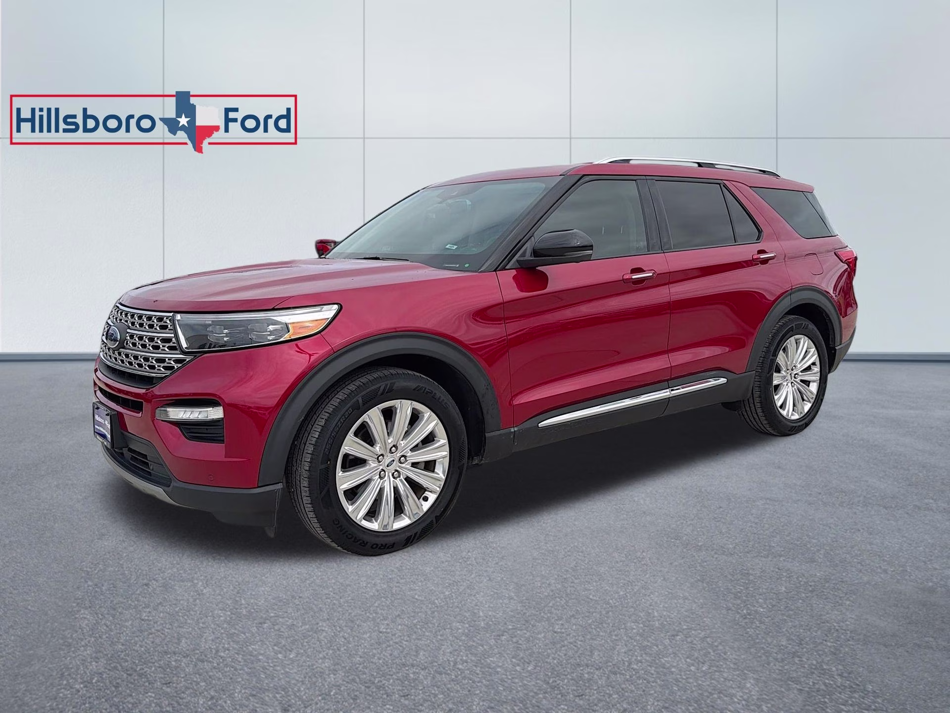 2022 Rapid Red Metallic Tinted Clearcoat Ford Explorer Limited RWD SUV