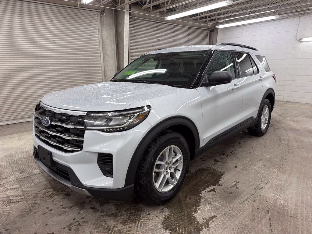 2026 SPACE WHITE Ford Explorer Active RWD SUV