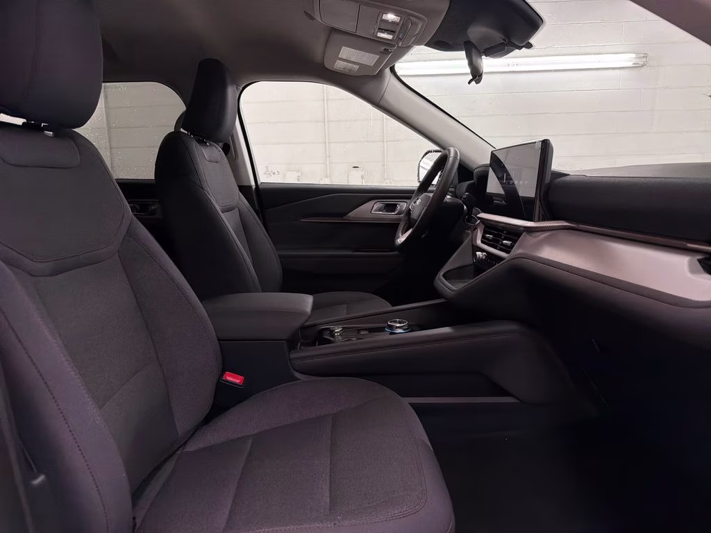 2026 SPACE WHITE Ford Explorer Active RWD SUV
