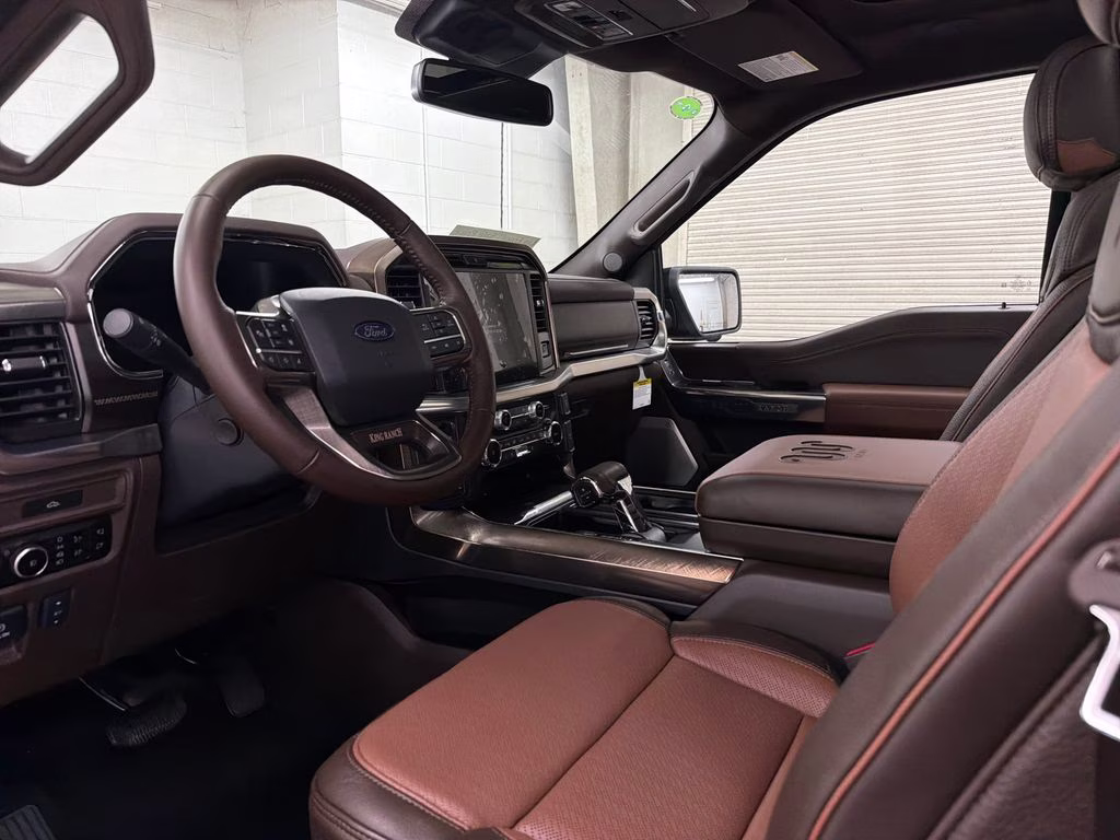2026 AGATE BLACK Ford F-150 King Ranch 4X4 Truck