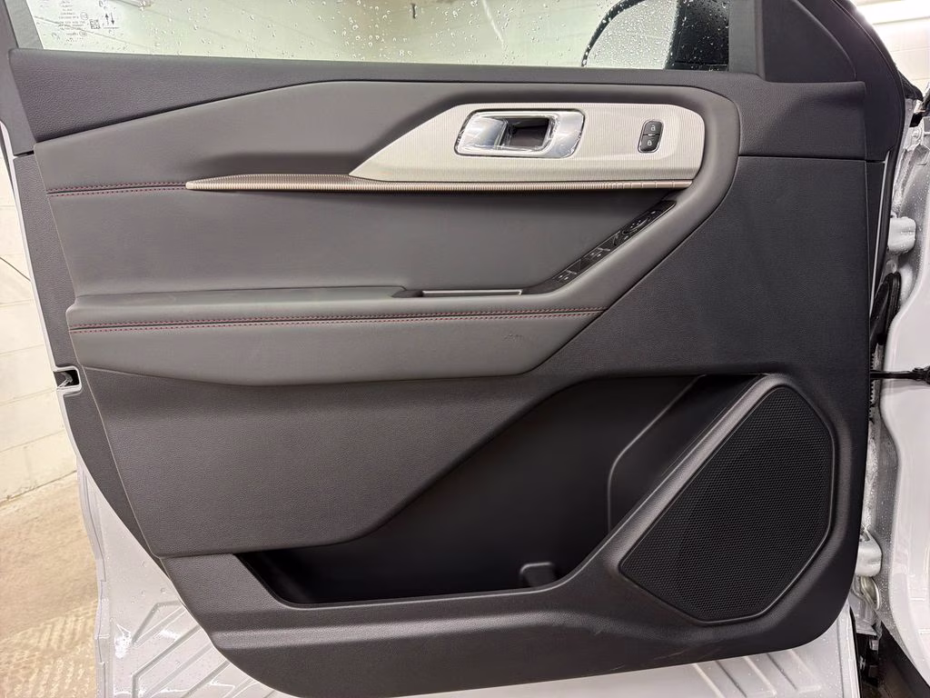 2026 SPACE WHITE Ford Explorer Active RWD SUV