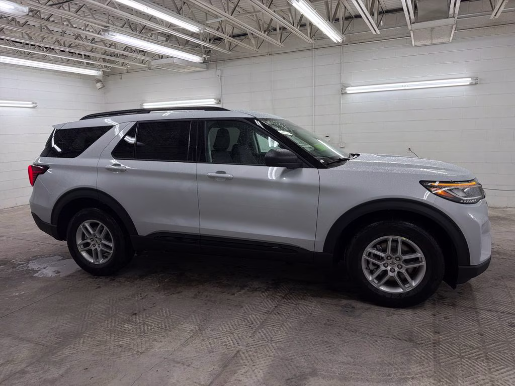 2026 SPACE WHITE Ford Explorer Active RWD SUV