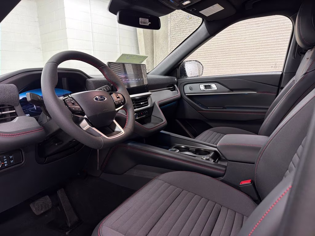 2026 AGATE BLACK Ford Explorer ST-Line RWD SUV