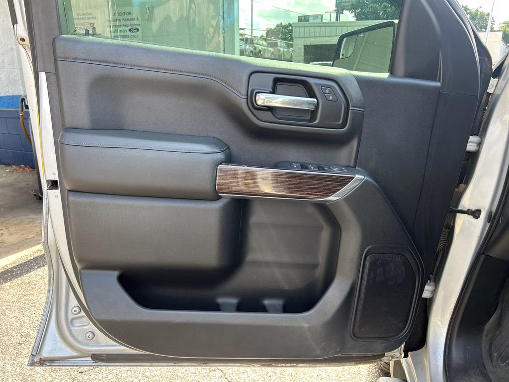 2020 Quicksilver Metallic GMC Sierra 1500 SLE 4X4 Truck