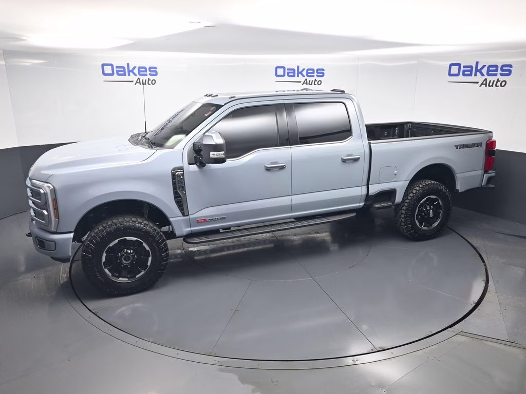 2026 Gray Metallic Ford Super Duty F-250 SRW Platinum 4X4 Truck