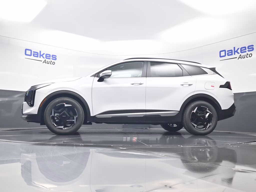 2026 Glacial White Pearl Kia Sportage EX FWD SUV