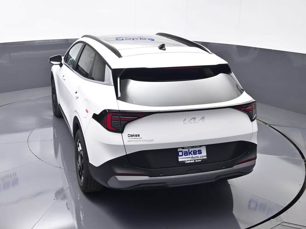 2026 Glacial White Pearl Kia Sportage EX FWD SUV