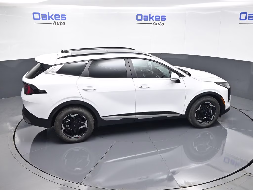 2026 Glacial White Pearl Kia Sportage EX FWD SUV
