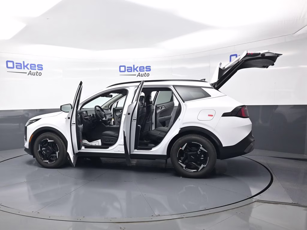 2026 Glacial White Pearl Kia Sportage EX FWD SUV