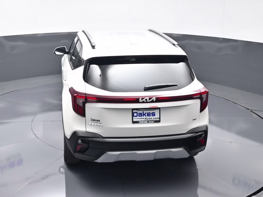 2026 Snow White Pearl Kia Seltos S AWD SUV