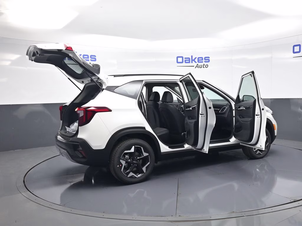 2026 Snow White Pearl Kia Seltos S AWD SUV