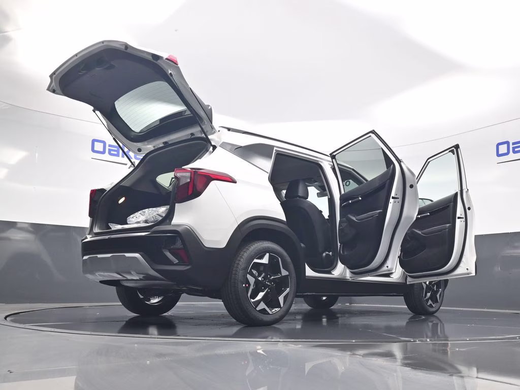 2026 Snow White Pearl Kia Seltos S AWD SUV