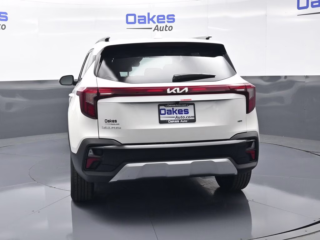 2026 Snow White Pearl Kia Seltos S AWD SUV
